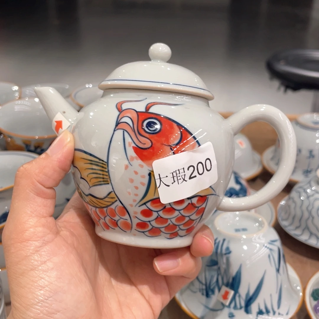 釉下手绘茶具微瑕