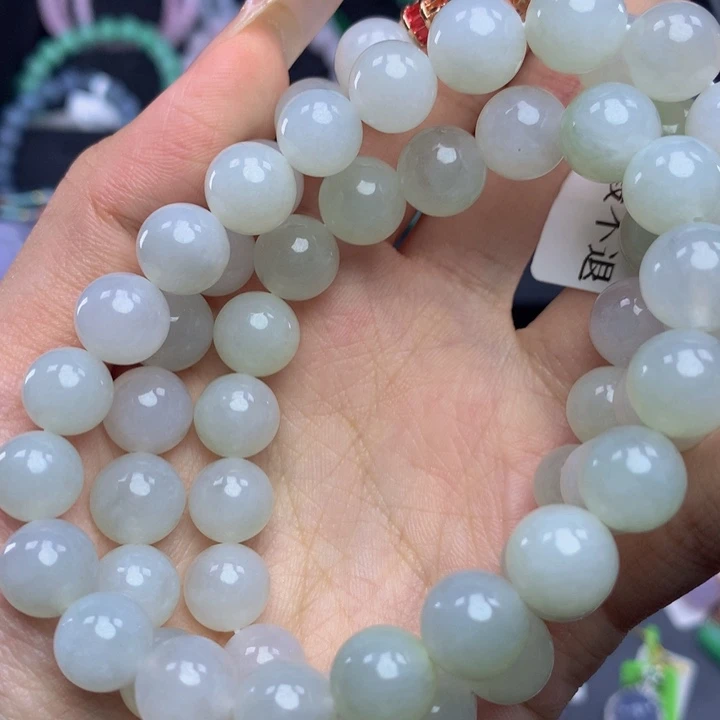 翡翠手链未镶嵌翡翠