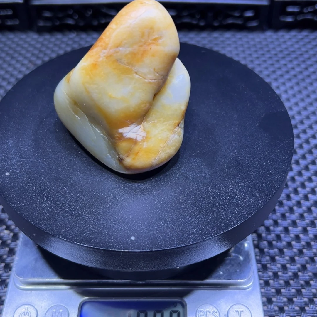 吊坠(不含链)未镶嵌和田玉（子料）189-66