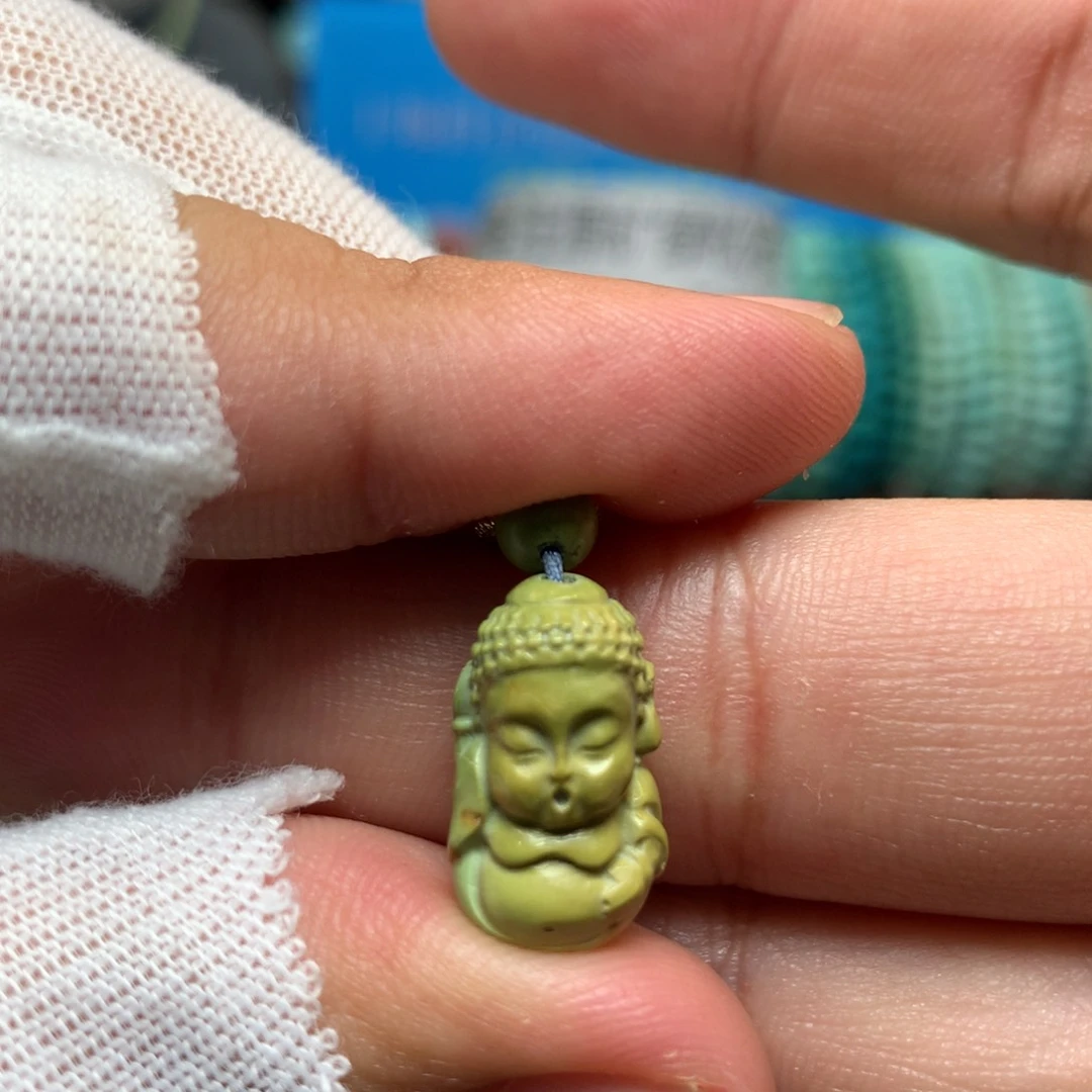 绿松石未镶嵌挂件