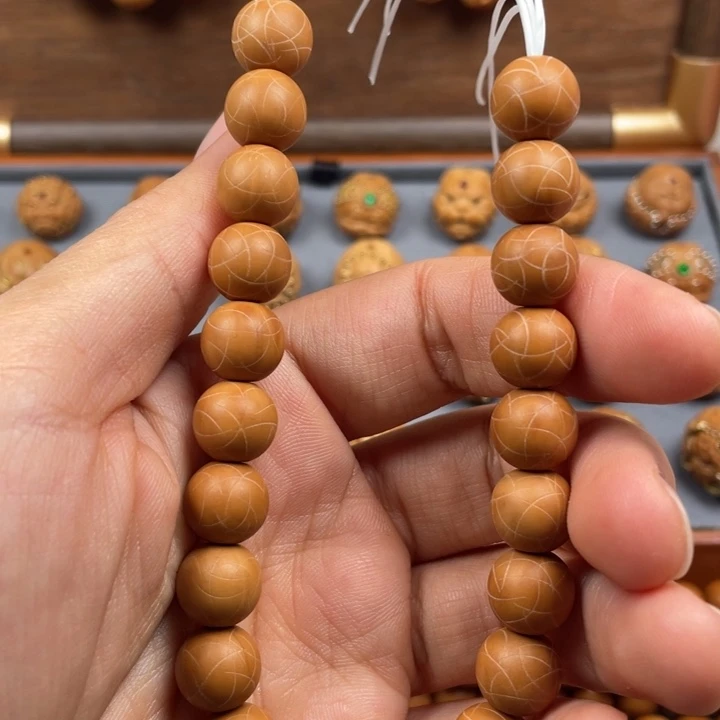 花花世界猴头手串