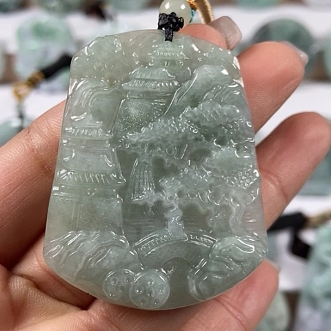 翡翠颈饰未镶嵌山水牌福利