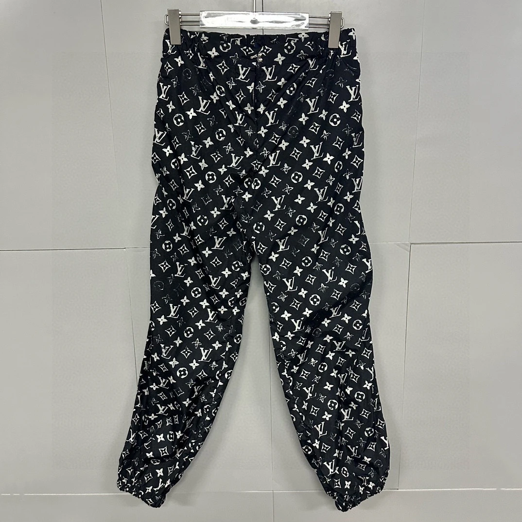 全新未使用 LouisVuitton/路易威登 满印老花束脚长裤38码 J00266
