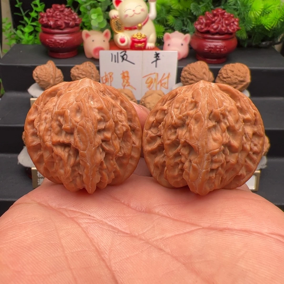 文玩核桃把件正版延庆山地磨盘，尺寸40