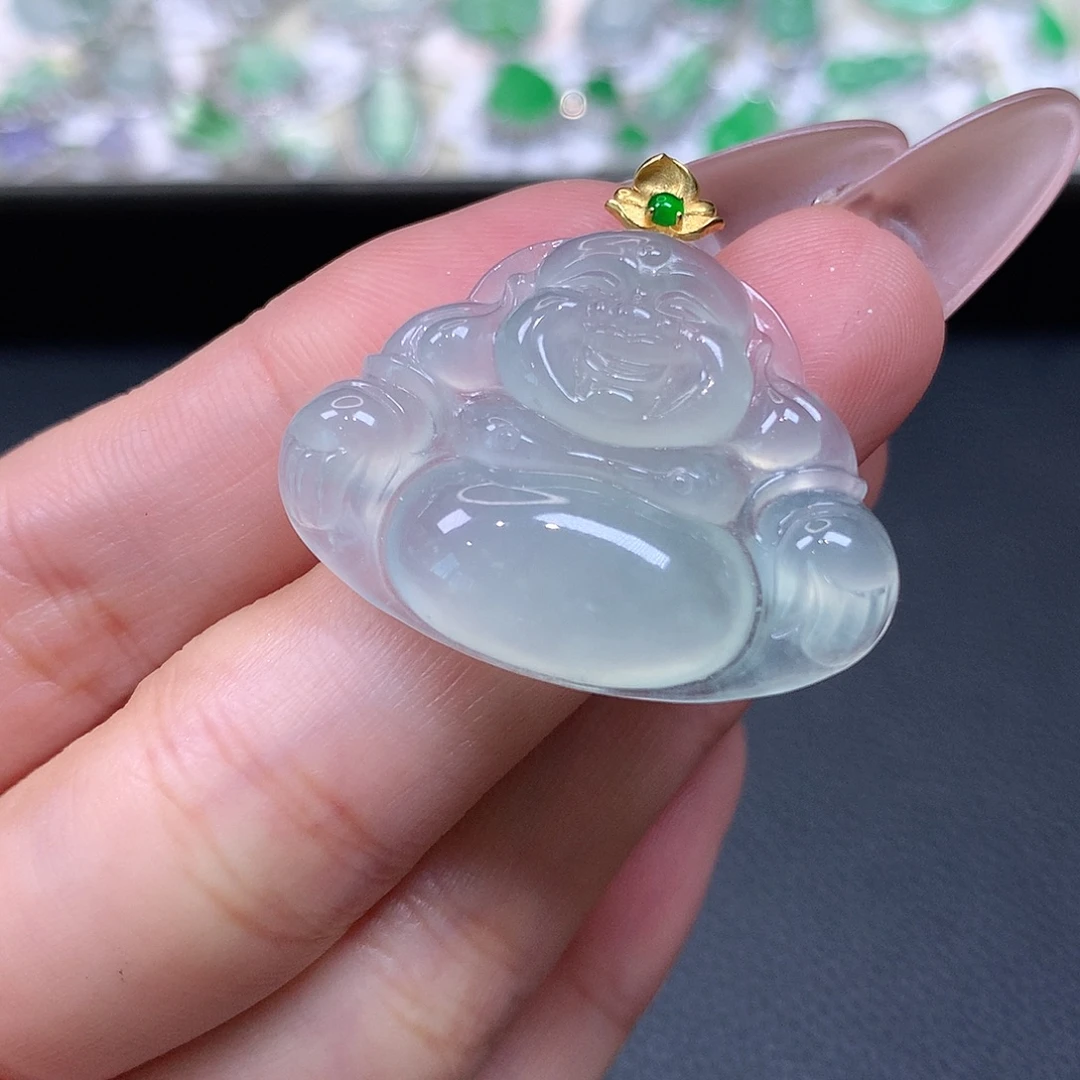 翡翠18K金镶嵌颈饰