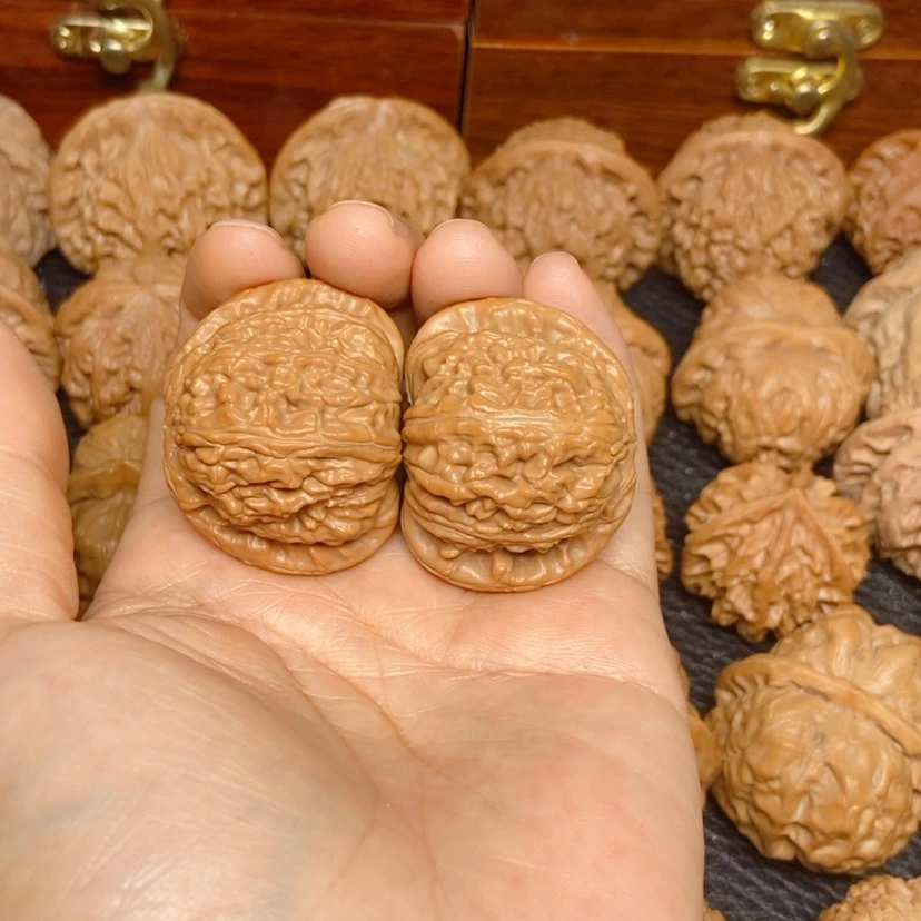 【闪购商品】吊坠文玩核桃坤**盛白狮子38