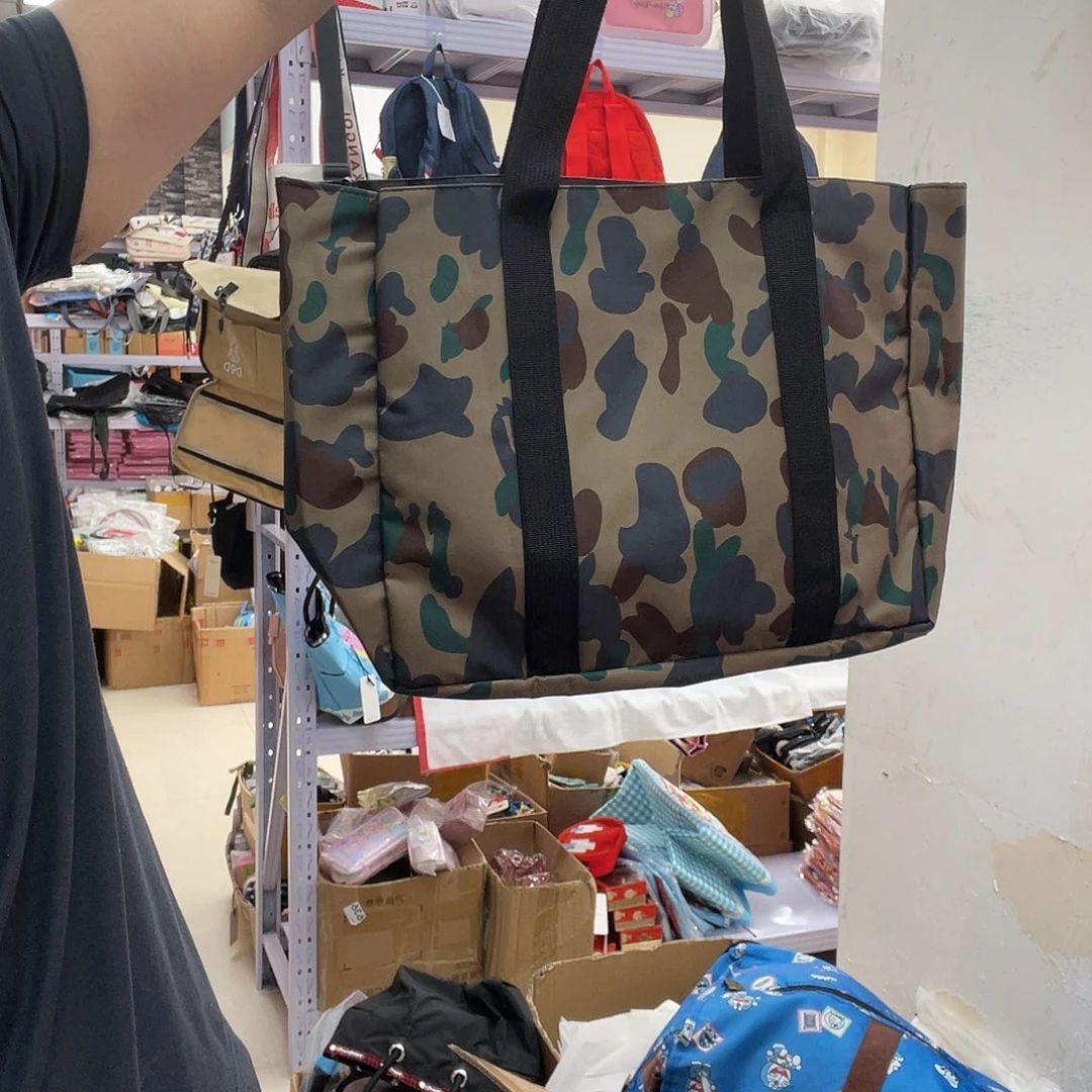 PU化妆包等产品和产品