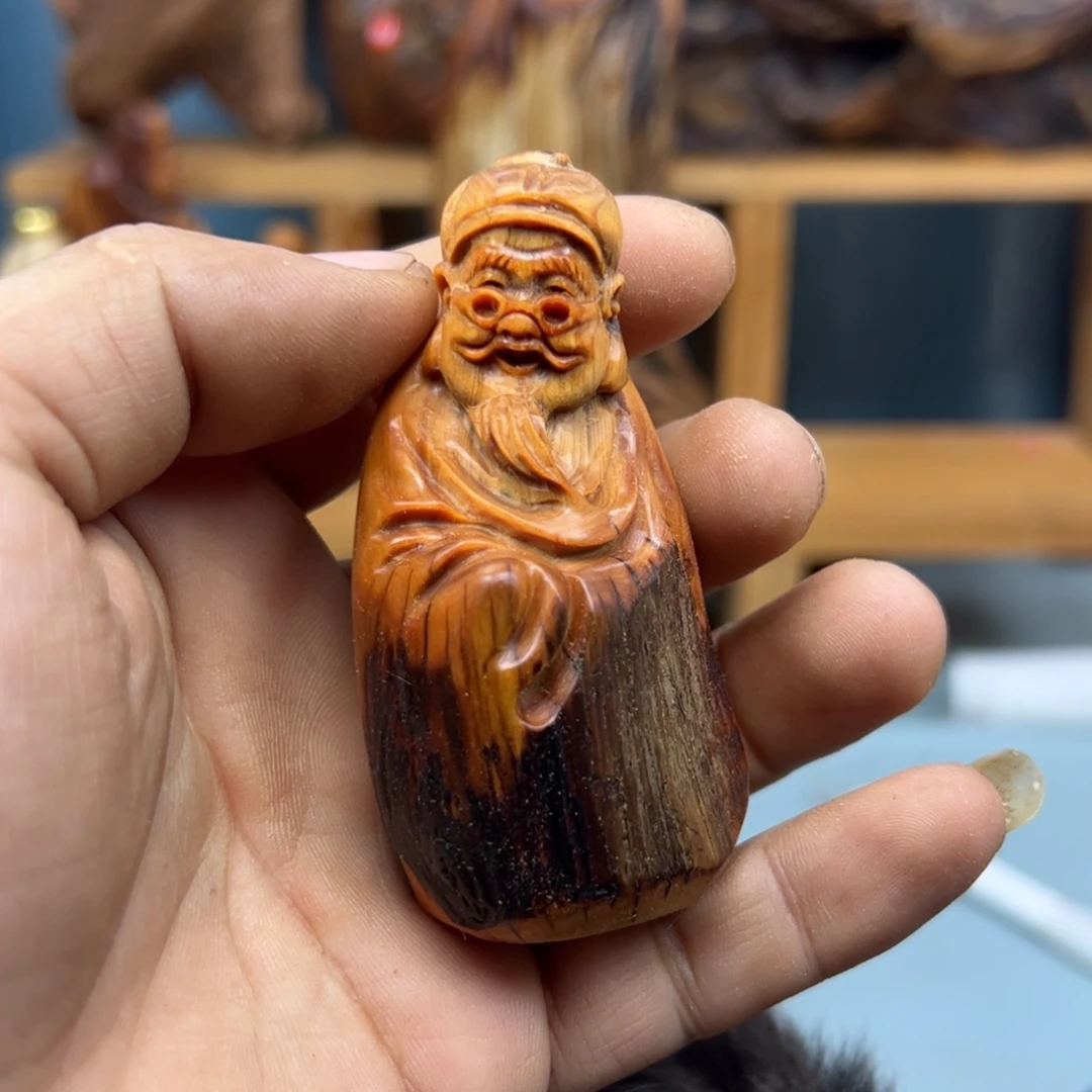 周***木崖柏木摆件手把件