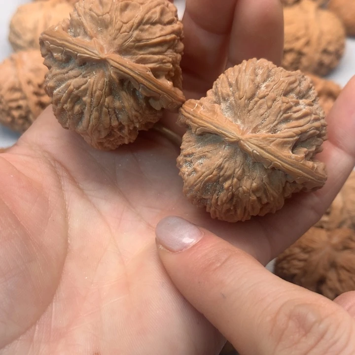 航***-文玩核桃把件白狮子42