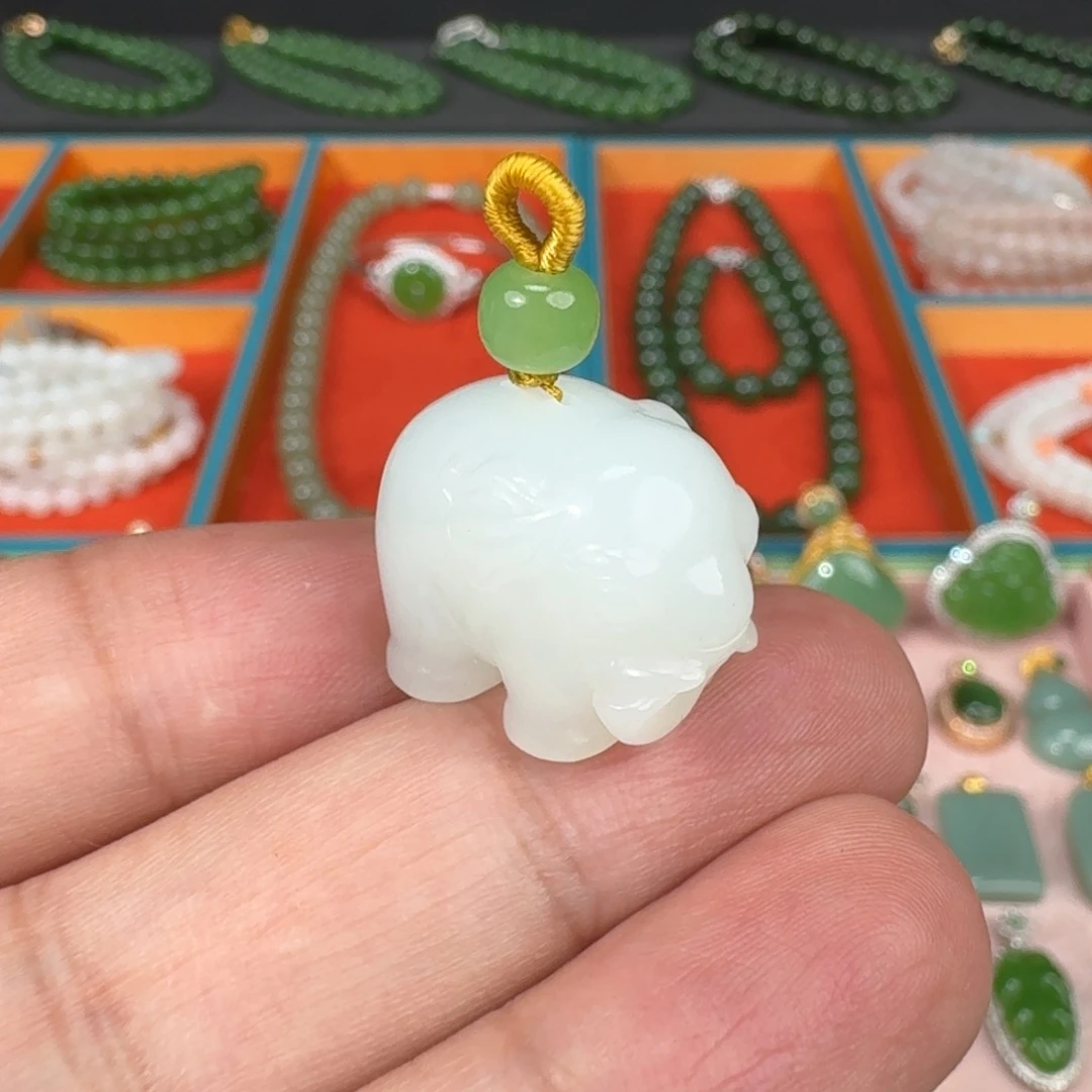 和田玉未镶嵌珠宝奇石白玉吉象