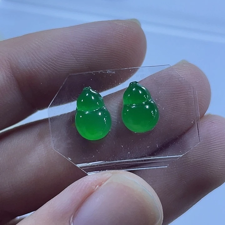 未镶嵌定制翡翠葫芦