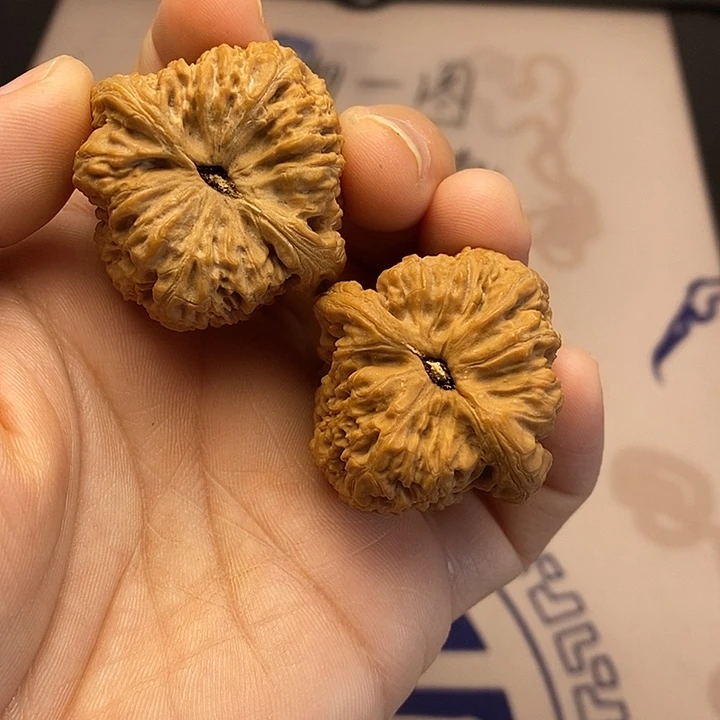 文玩核桃吊坠35南疆