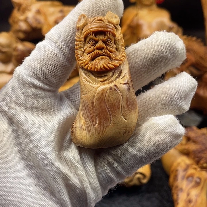 柏木（崖柏）钟馗手把件