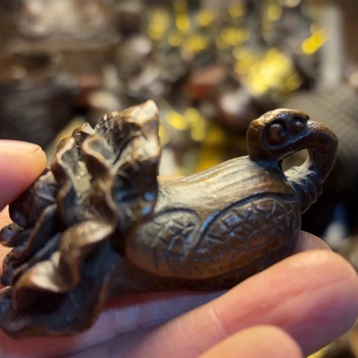 铜器摆件    点击下单