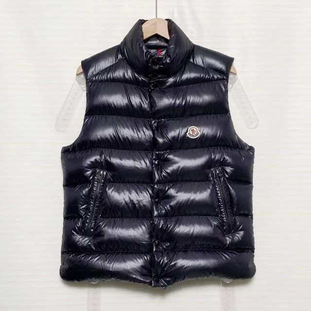 95新 MONCLER 黑色 logo 马甲/2码/XG-Y26644