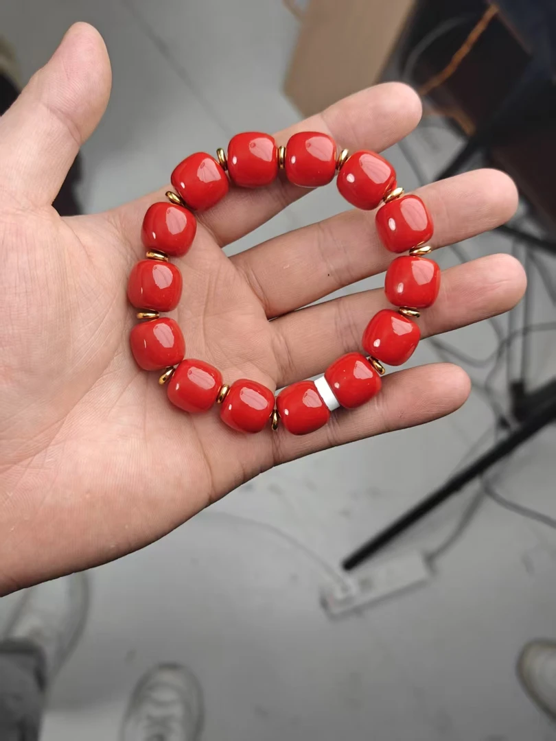 【闪购链接】精品阿卡级别牛血红手串