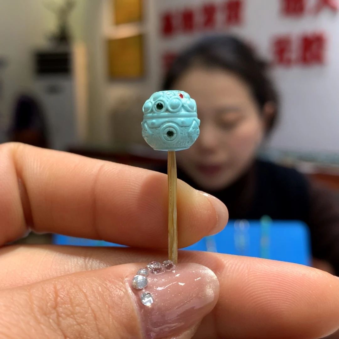 绿松石配饰未镶嵌