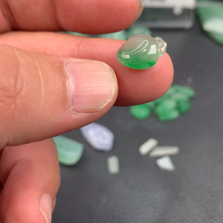 未镶嵌定制翡翠材料定制