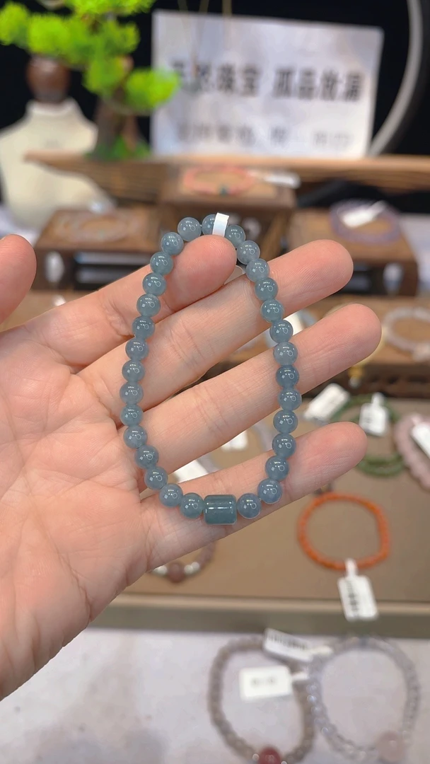 单圈蓝翡搭桶珠款手串Y817