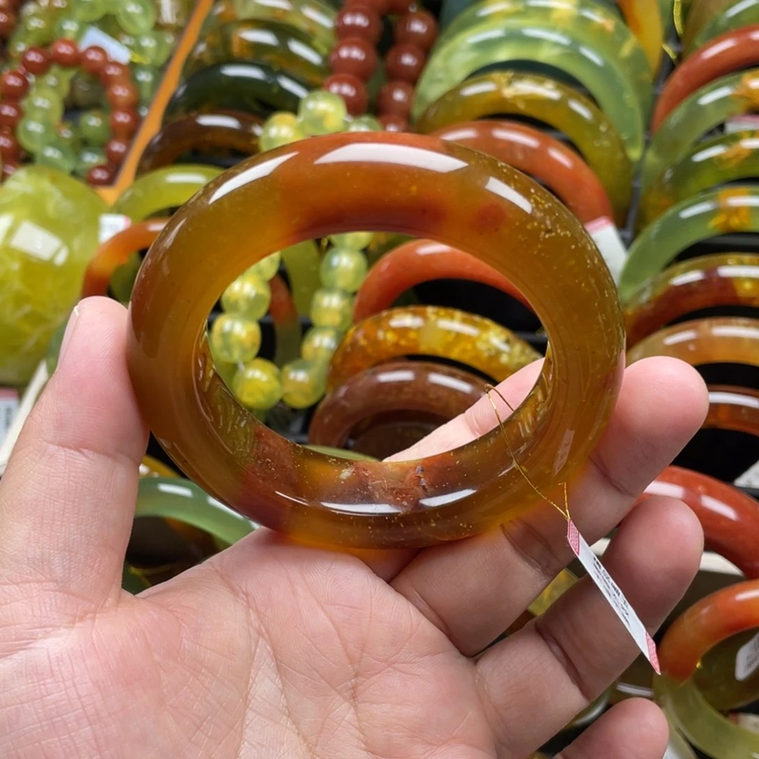 未镶嵌蛇纹石玉手镯有瑕