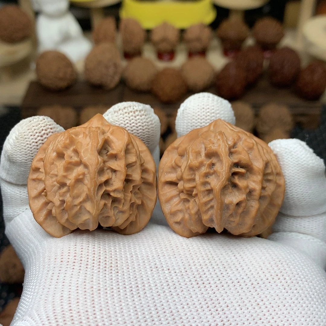 【闪购商品】文玩核桃把件青***一全品曹大龙精对小40