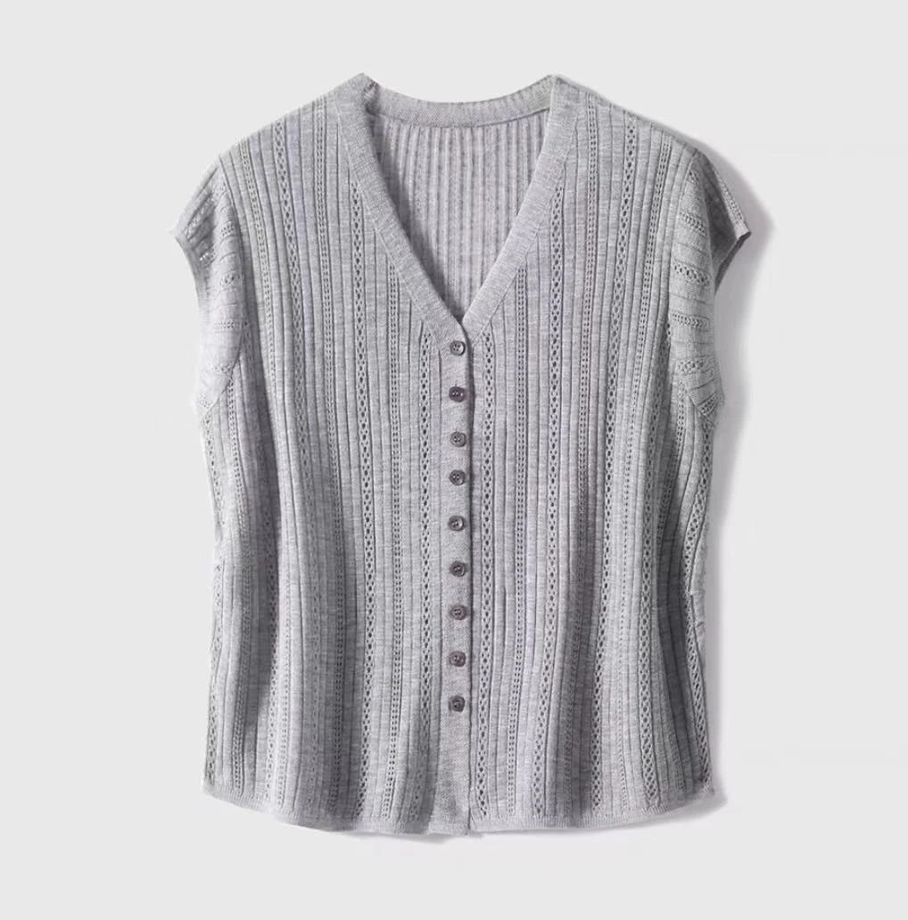 法式复古v领气质法式优雅镂空针织衫女