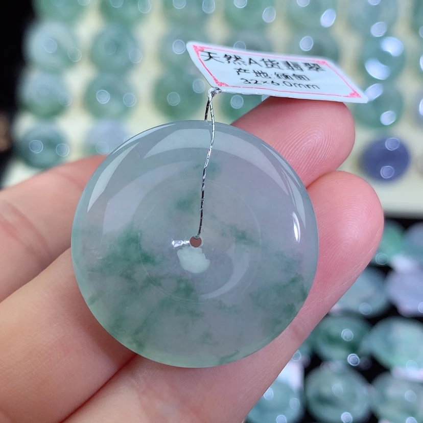 【闪购商品】翡翠吊坠(不含链)未镶嵌