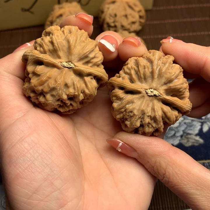 吊坠文玩核桃l****X粗筋