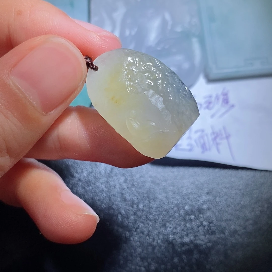 定制翡翠未镶嵌毛货付款后确认抛光
