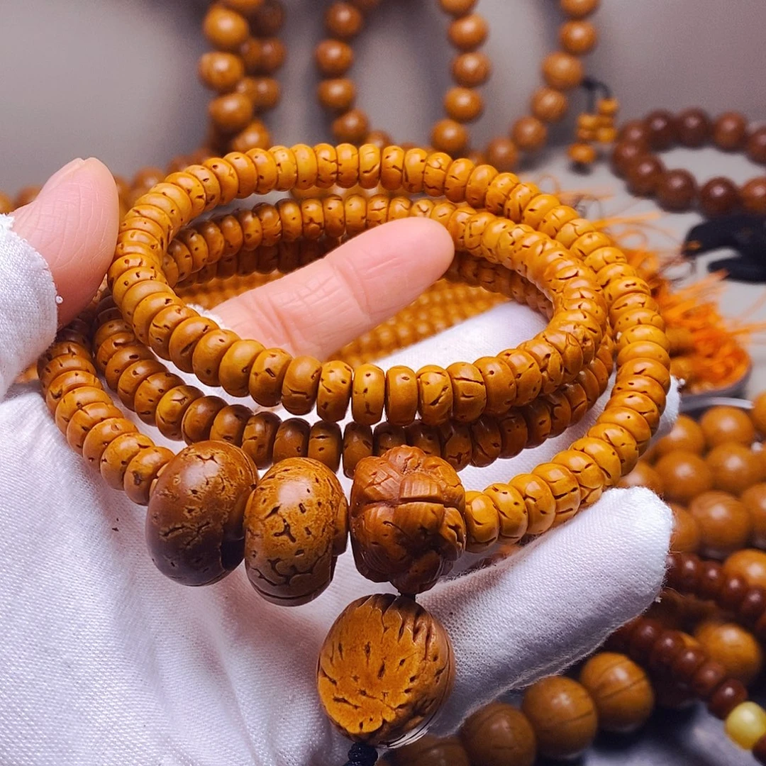 吊坠桃核4乘8核片脖挂微瑕疵100