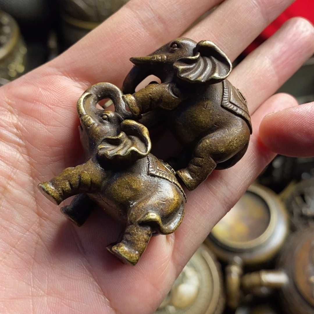 精美铜器做工精良