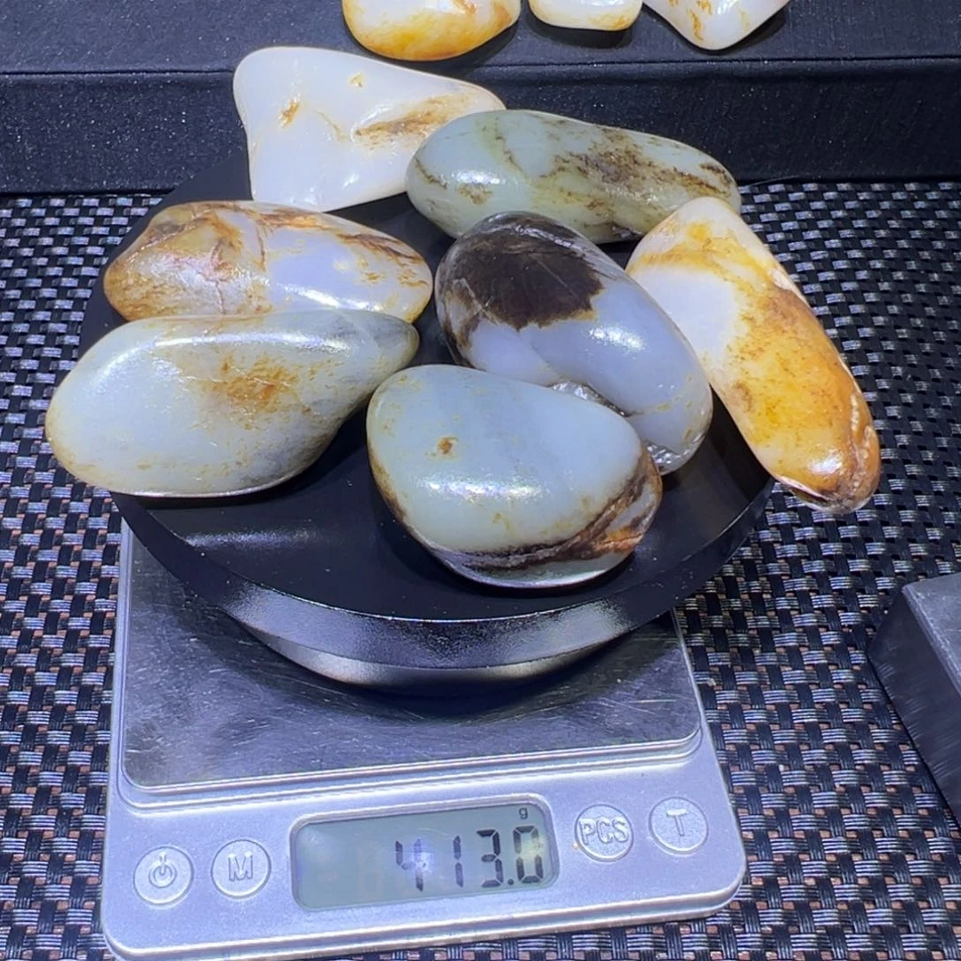 和田玉（子料）未镶嵌吊坠(不含链)413克