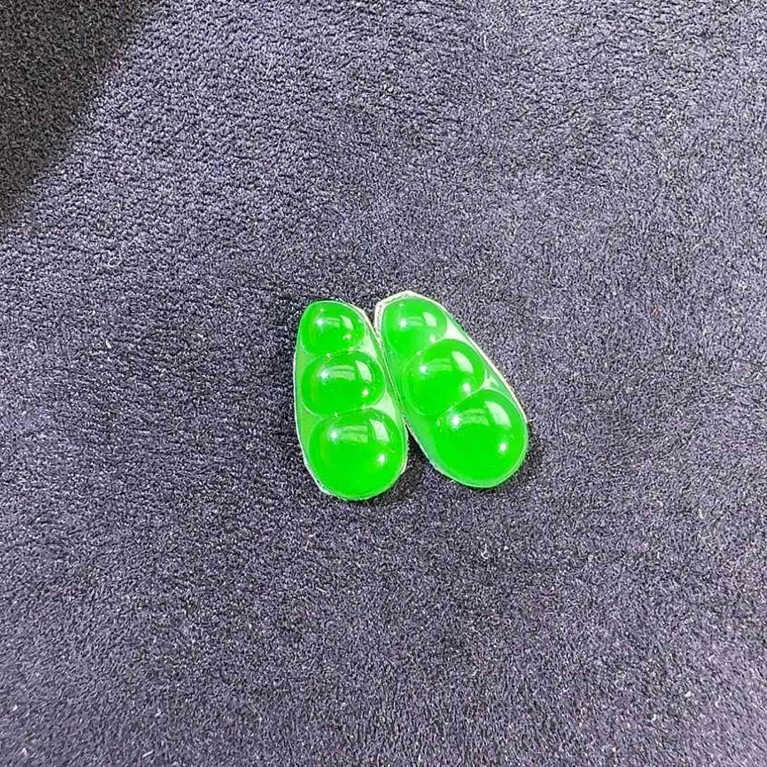 雪***糖裸石翡翠豆子裸石一对定金