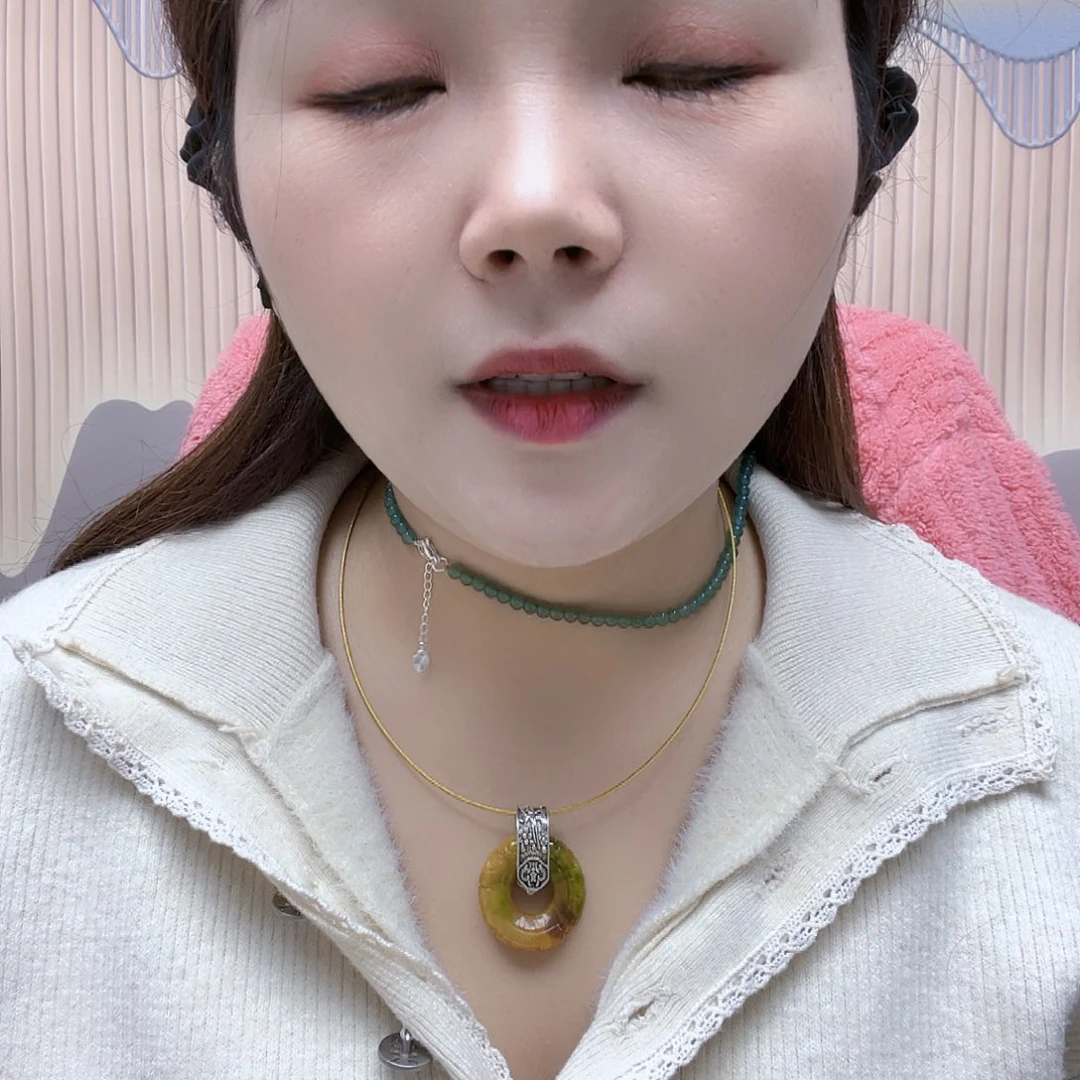 翡翠未镶嵌颈饰项链