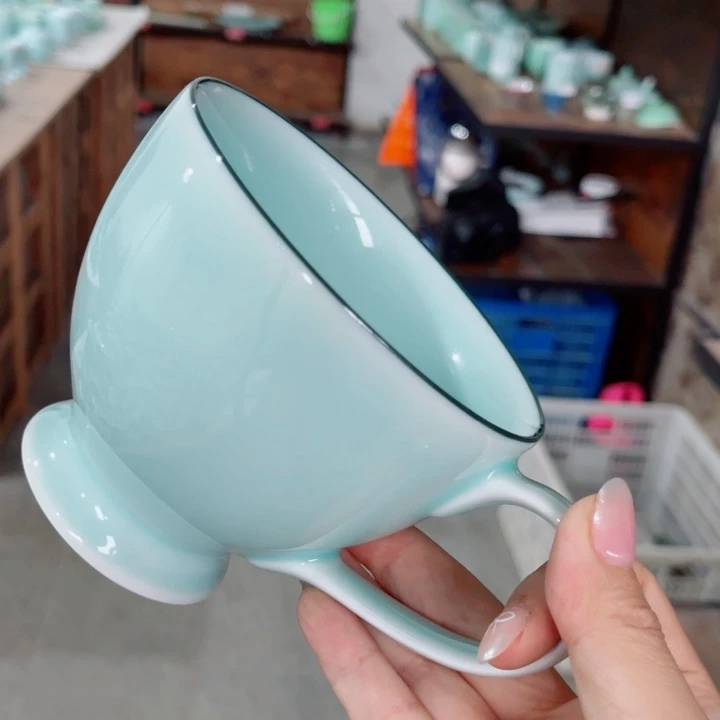 青瓷哈哈哈哈哈哈哈哈