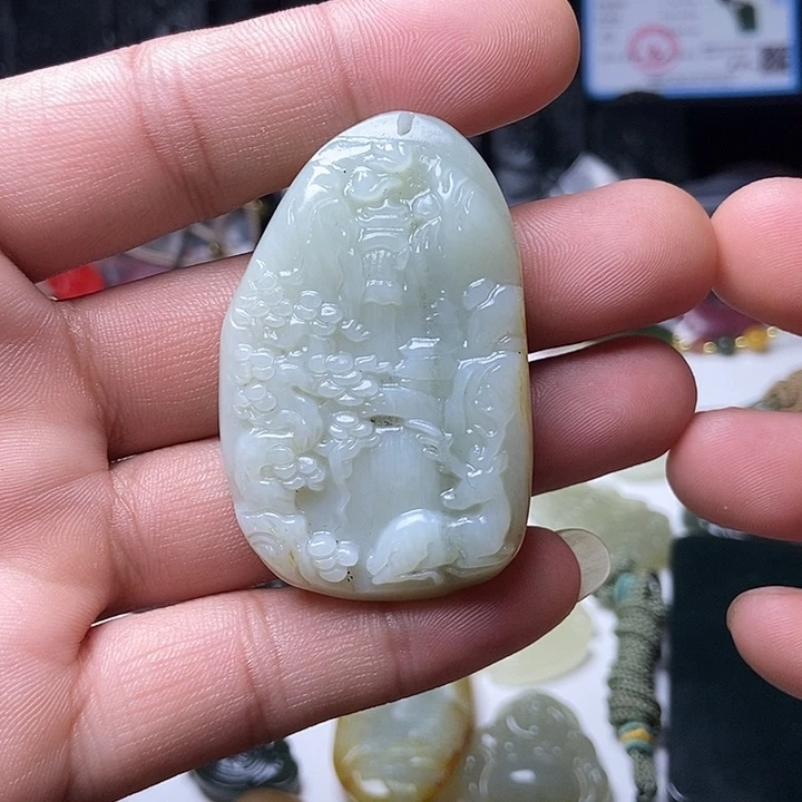 颈饰未镶嵌和田玉