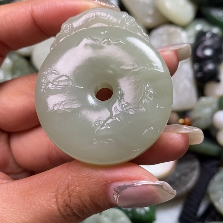 和田玉颈饰未镶嵌