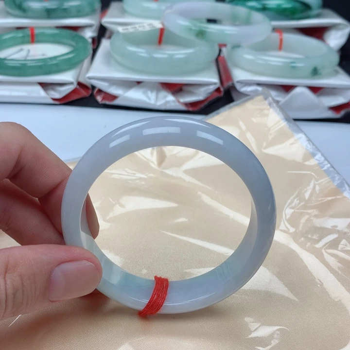 未镶嵌手镯翡翠58圈