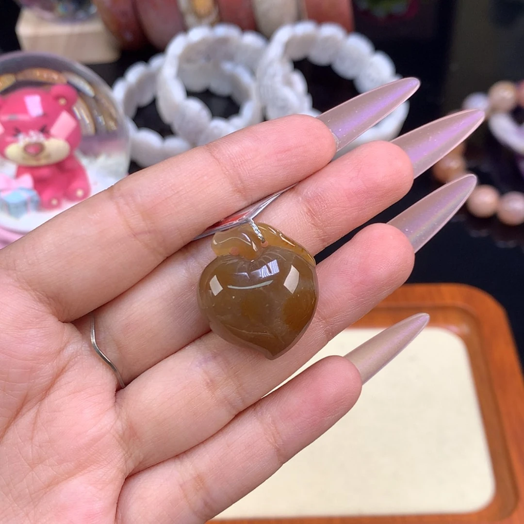 【闪购商品】颈饰未镶嵌硅化珊瑚（珊瑚玉）