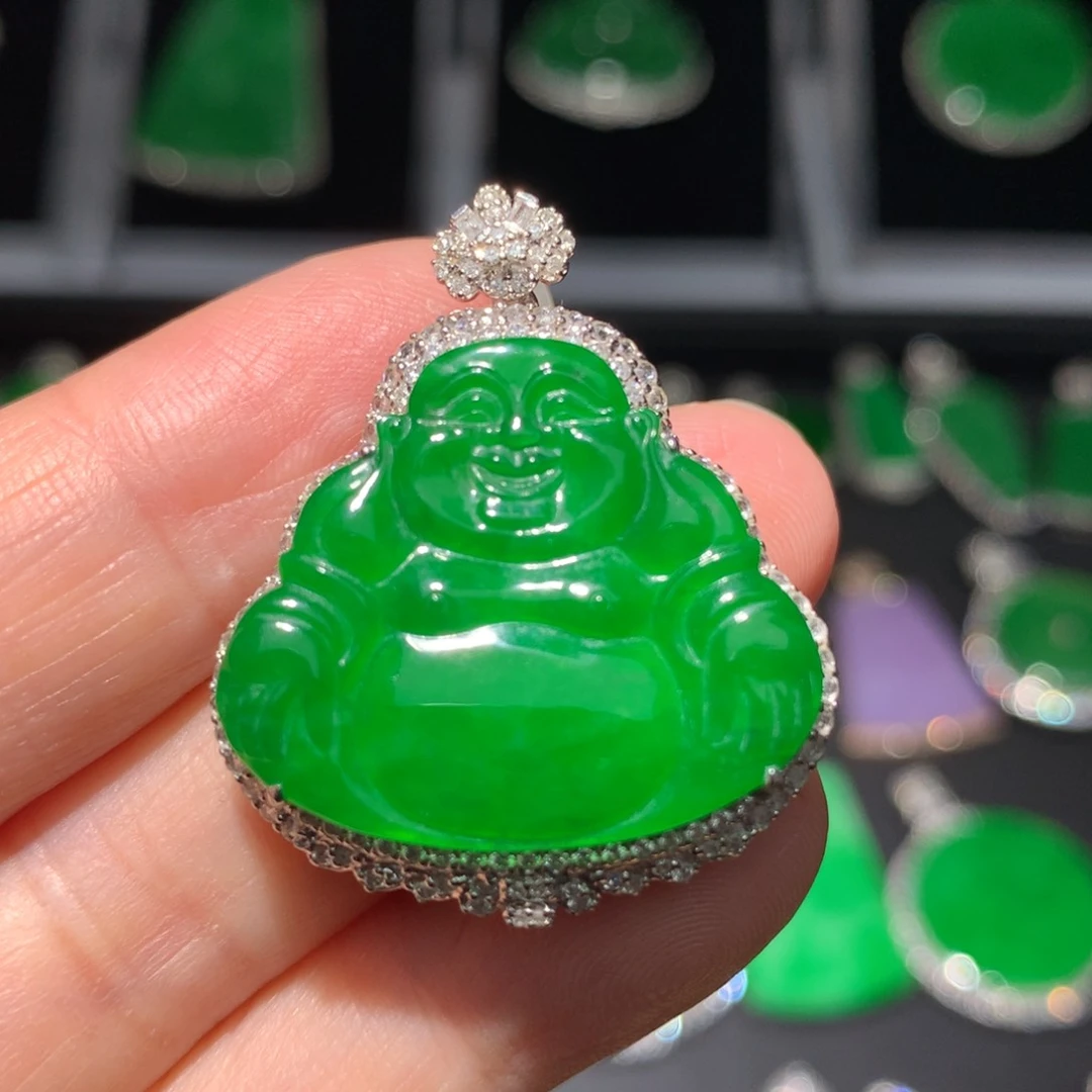 翡翠颈饰18K金镶嵌翡翠