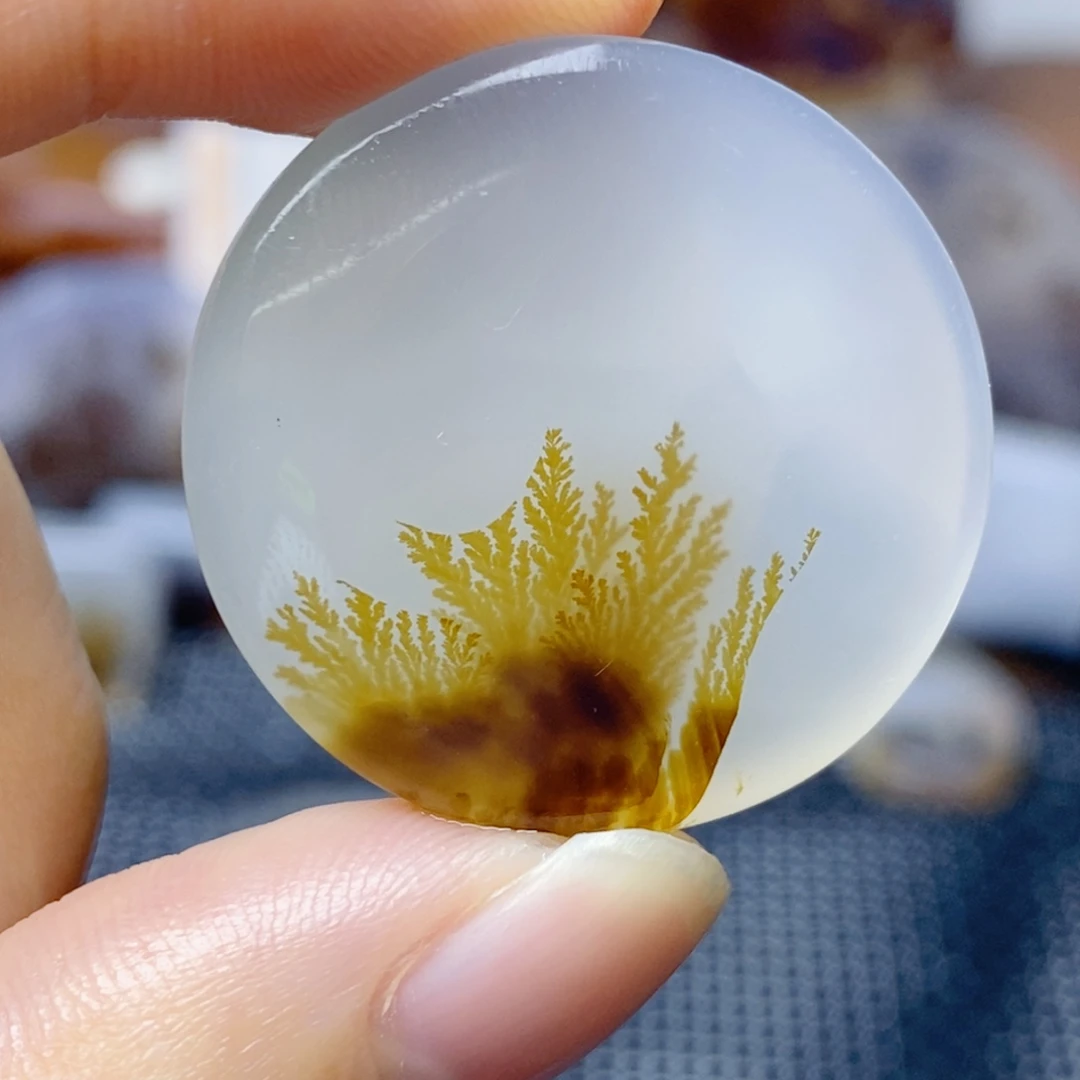 玛瑙/玉髓未镶嵌珠宝奇石