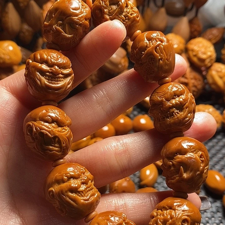 吊坠橄榄核向死而生