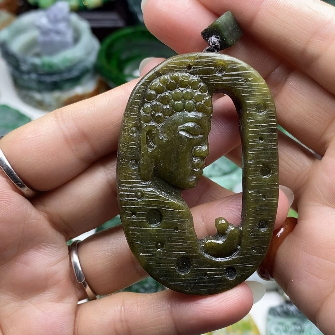 颈饰未镶嵌翡翠牌子