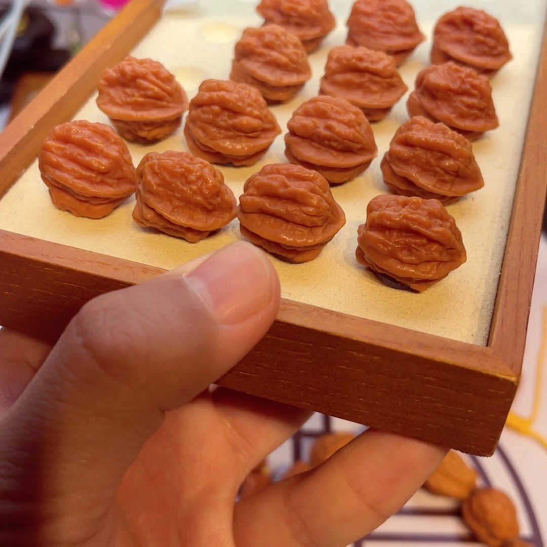 文玩核桃手串蛤蟆头