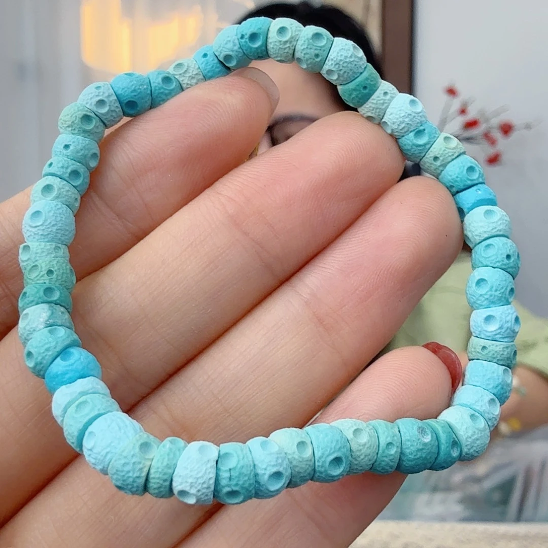 绿松石未镶嵌挂件