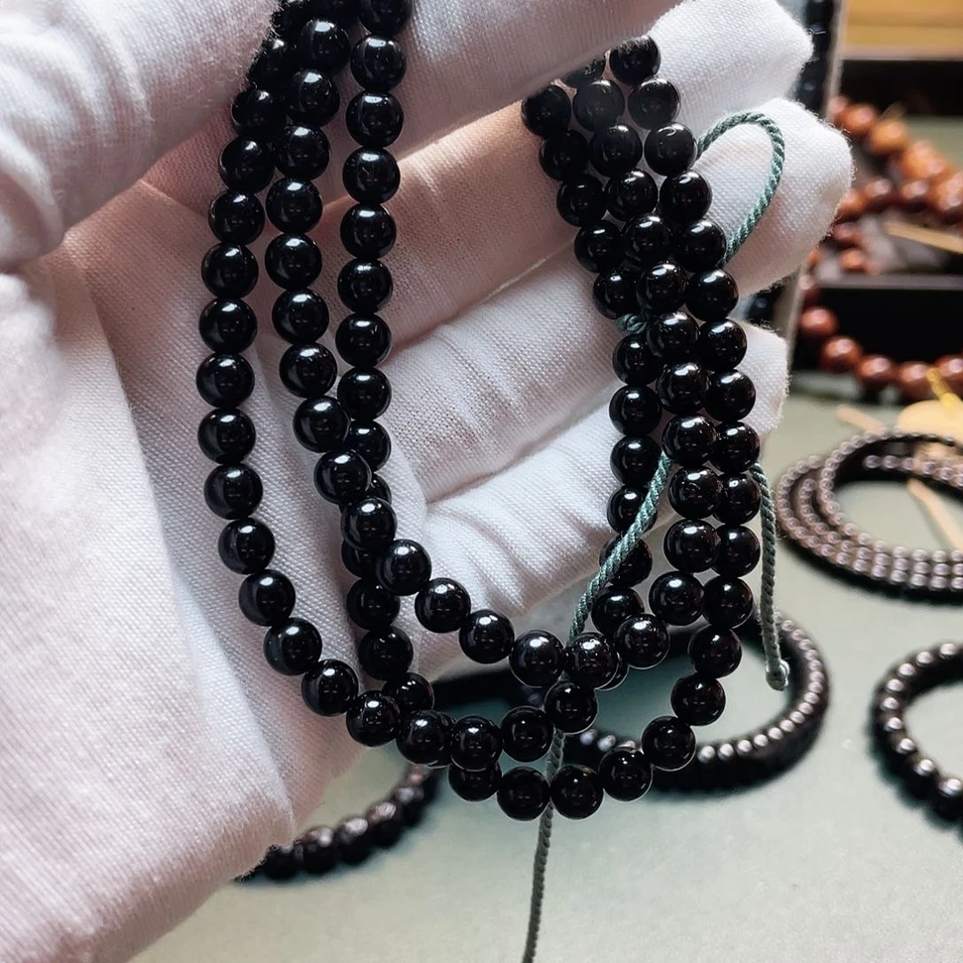 椰蒂吊坠阿*凡安椰蒂