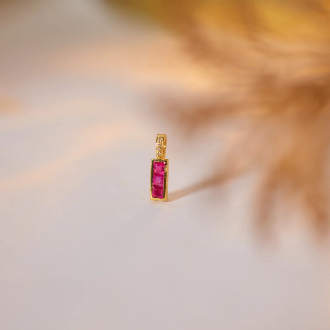 【歪歪】红宝石吊坠*18K金镶嵌（多样性发一） XB-S4877