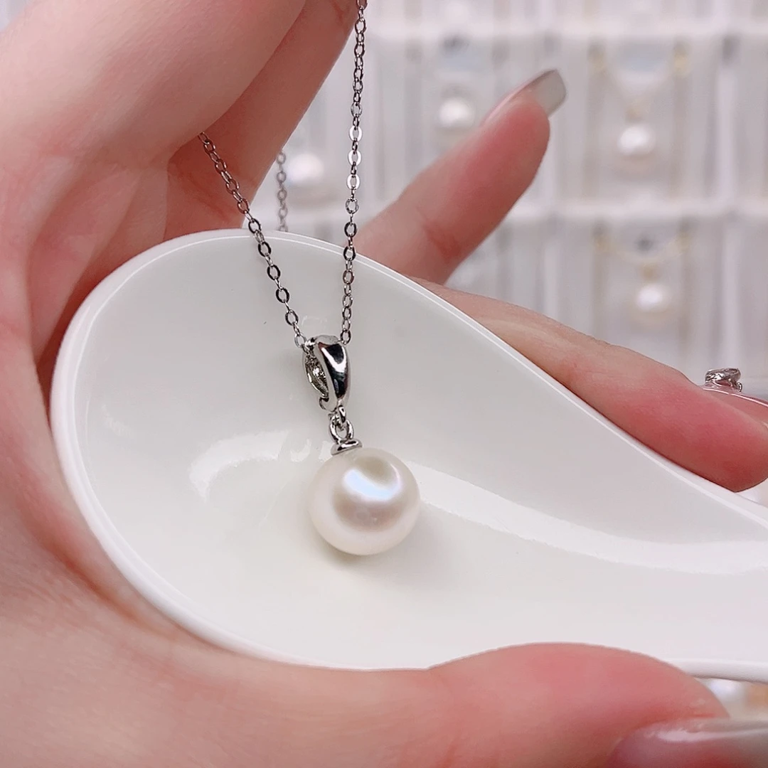 淡水珍珠吊坠(赠链)未镶嵌