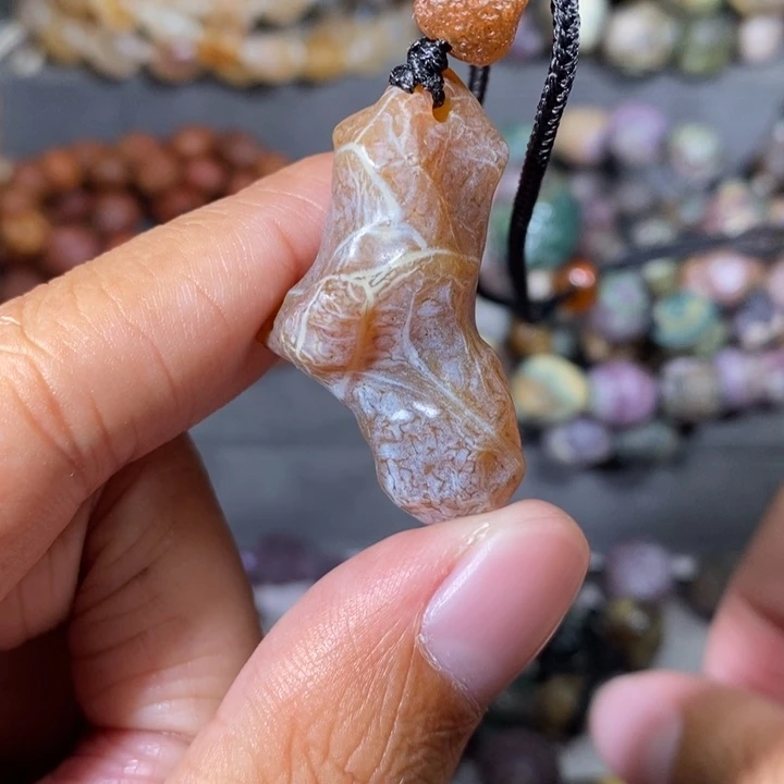 未镶嵌玛瑙/玉髓珠宝奇石