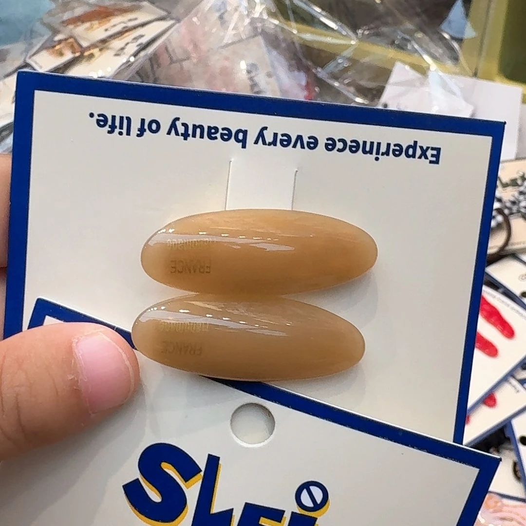 皮质铁合金卡其色对夹